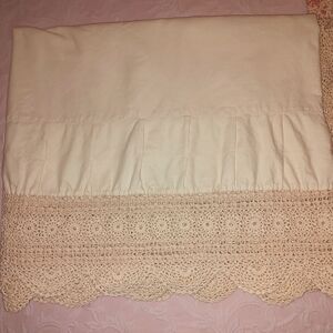 Vintage Cotton Crocheted Full Size Bed Skirt